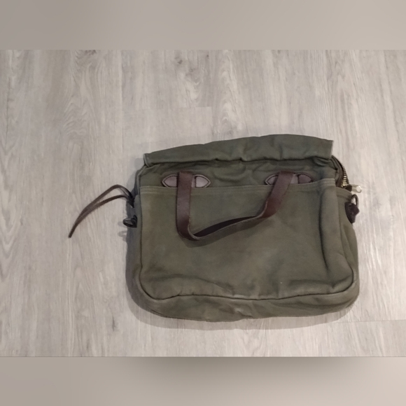 Filson Rugged Twill Briefcase - Picture 3 of 8